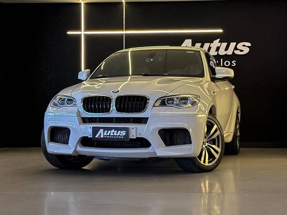 BMW X6 4.4 M 4X4 COUPÉ V8 32V BI-TURBO GASOLINA 4P AUTOMÁTICO BMW X6 4.4 M 4X4 COUPÉ V8 32V BI-TURBO GASOLINA 4P AUTOMÁTICO